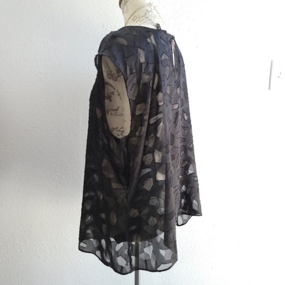 WORTHINGTON Black Sheer Top - Picture 2 of 4